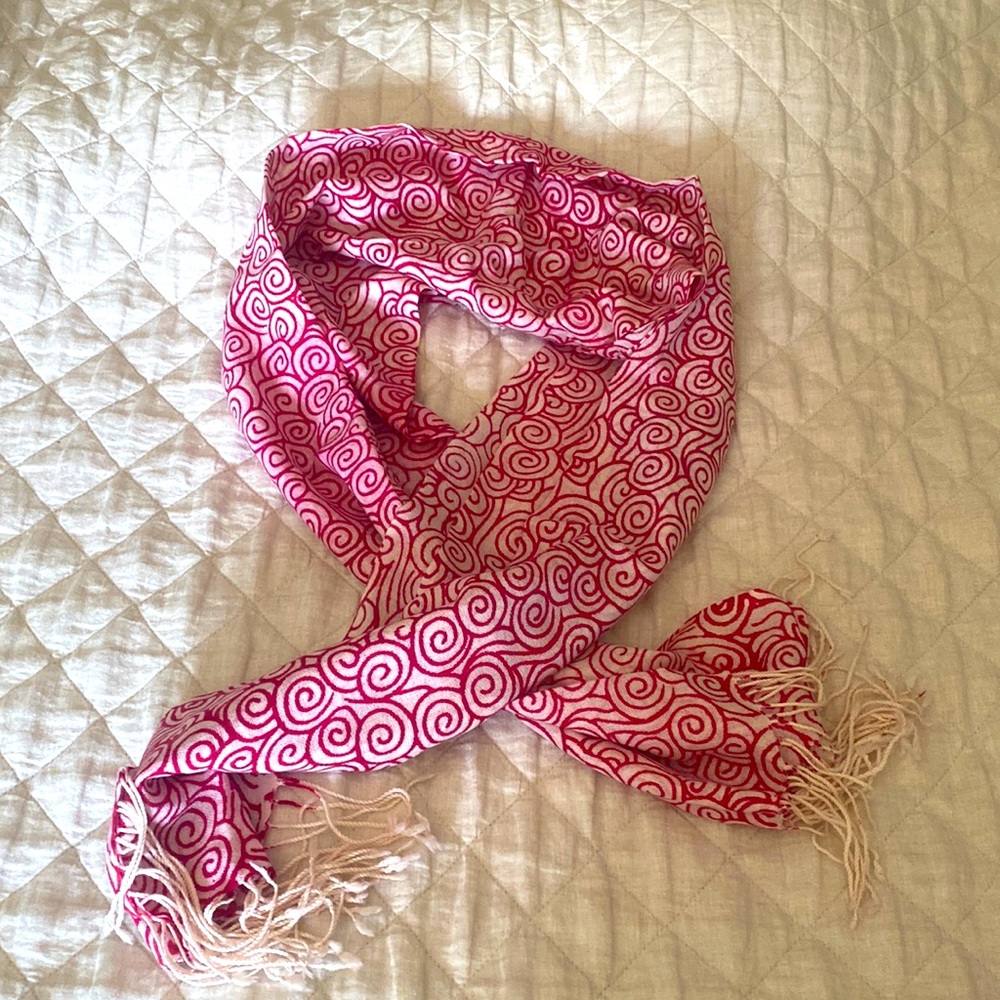 Cashier long scarf